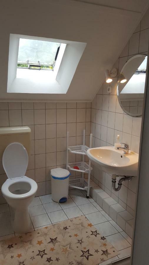 Erika Vendeghaz Centrumban Balatonkeresztúr Exterior foto